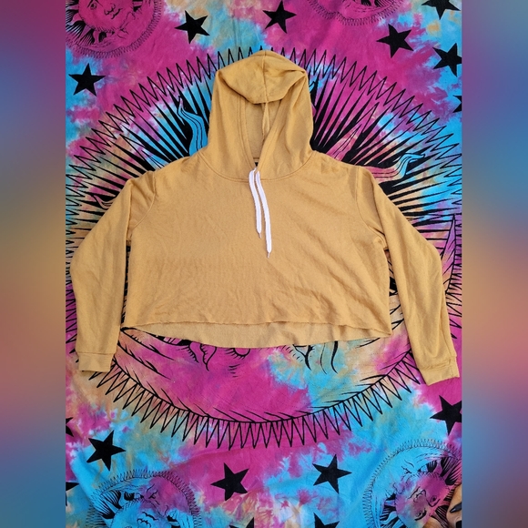 STREETWEAR SOCIETY - Long Sleeve Hoodie Crop Top - Picture 3 of 6